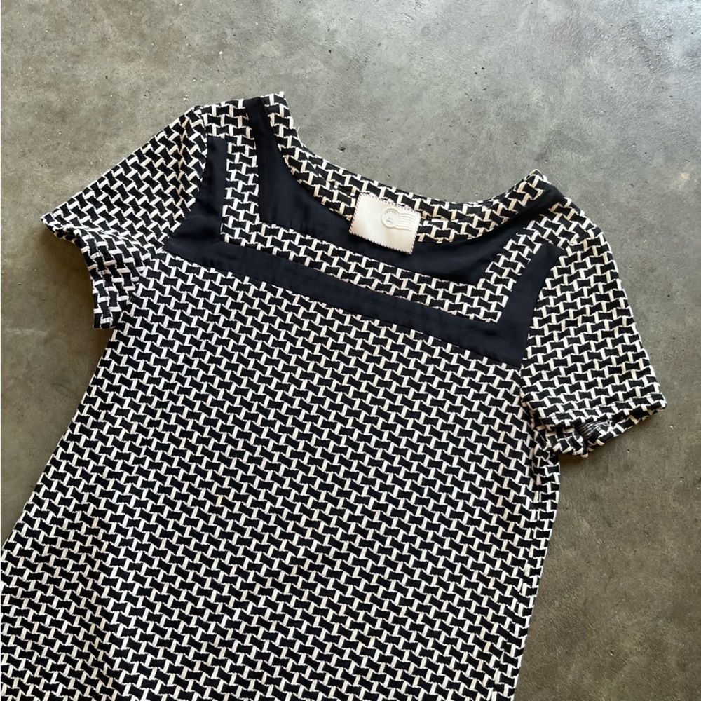 9-H15 STCL Anthropologie houndstooth dress Small